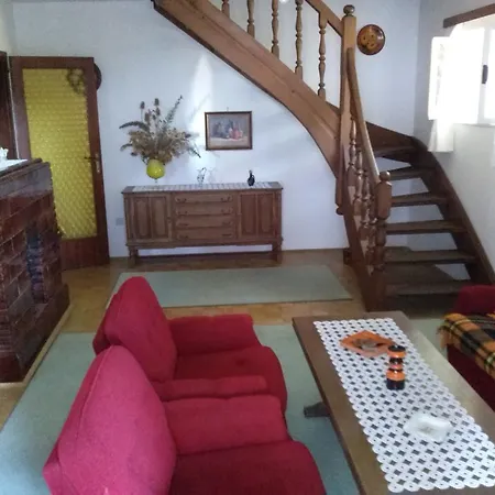 Сasa de vacaciones Holiday House Milka