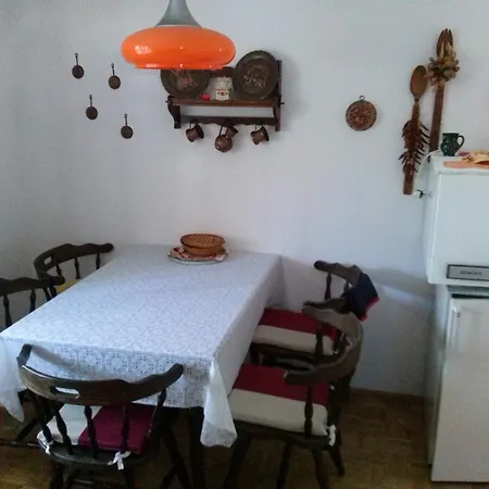 Сasa de vacaciones Holiday House Milka *